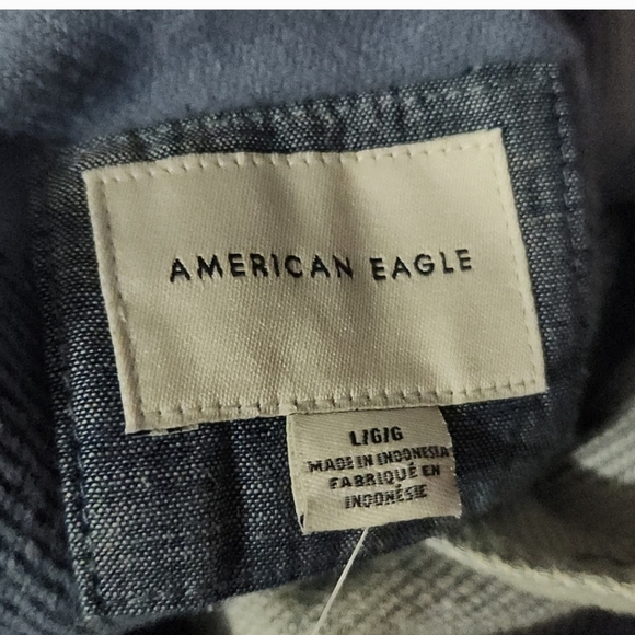 NWT - American Eagle Blue Oversized Flannel Shirt - SZ L - Picture 5 of 8